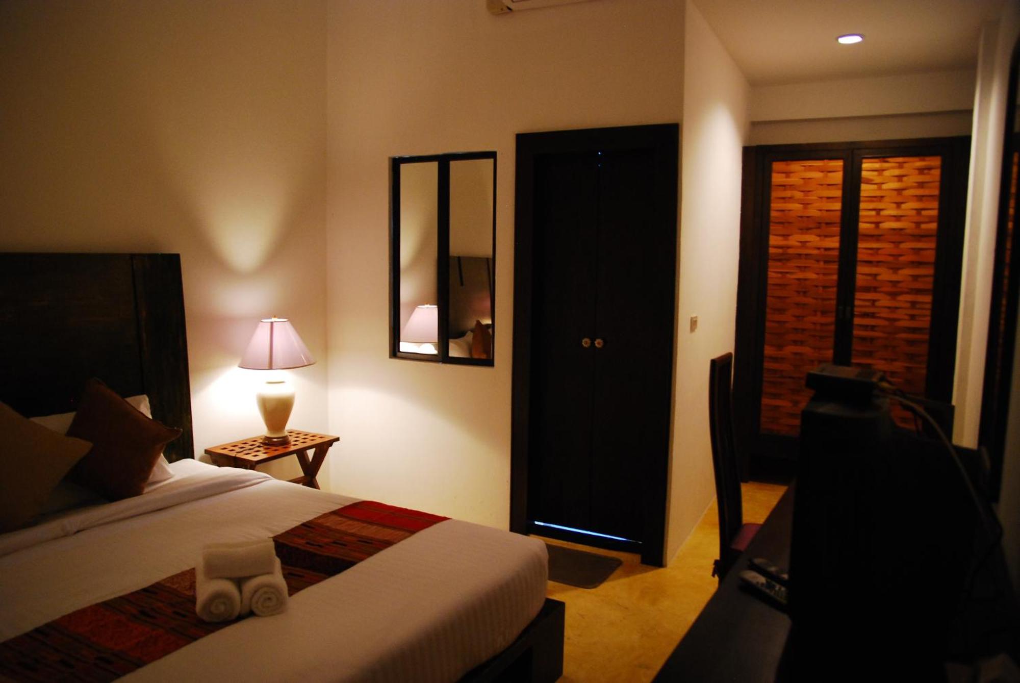 The Travellers Arms Hotel Chiang Mai Exterior foto