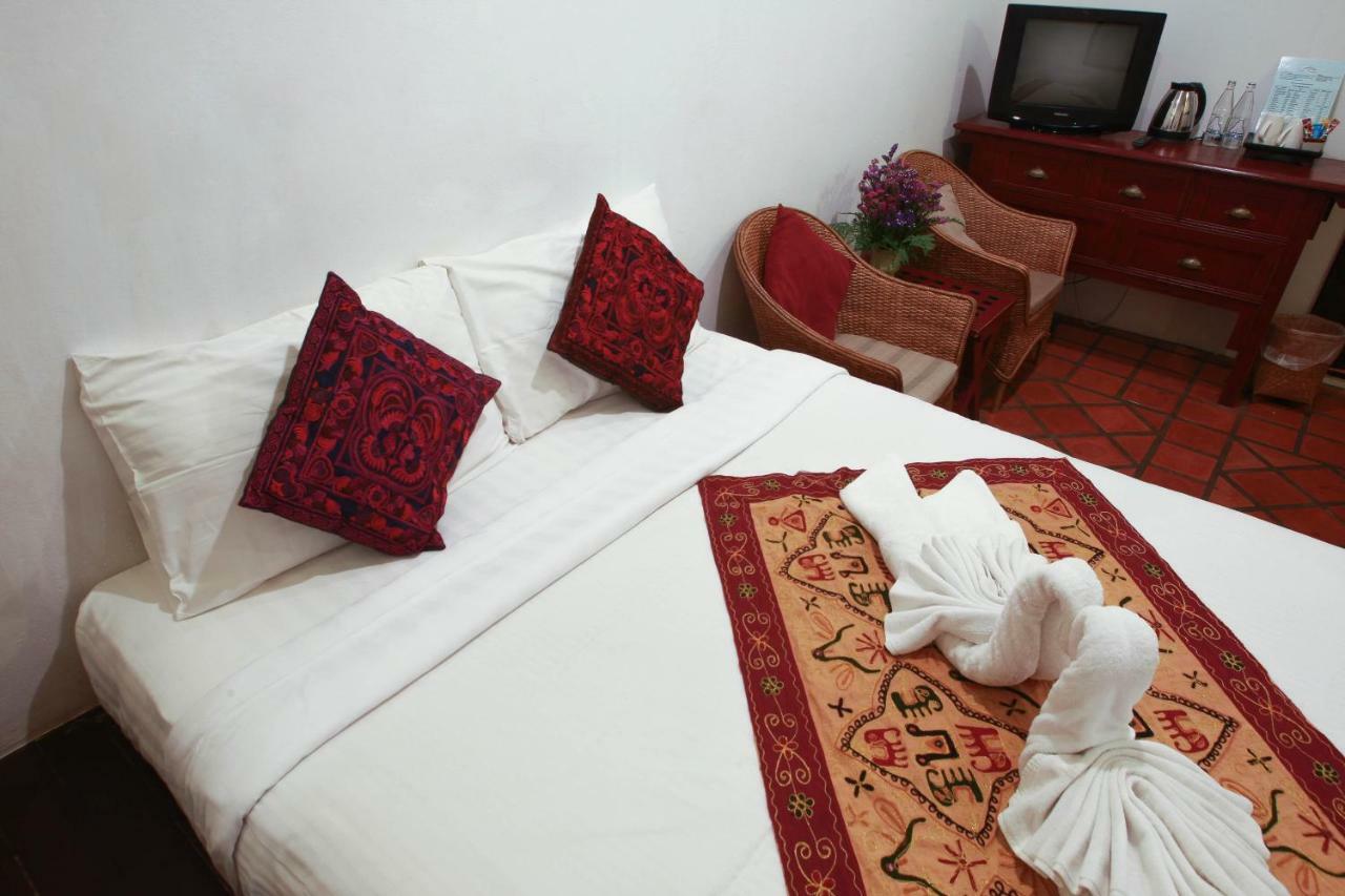 The Travellers Arms Hotel Chiang Mai Exterior foto