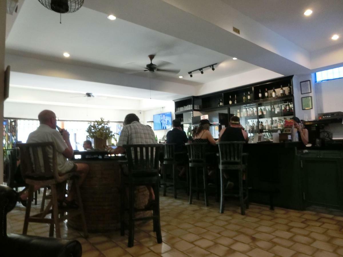 The Travellers Arms Hotel Chiang Mai Exterior foto