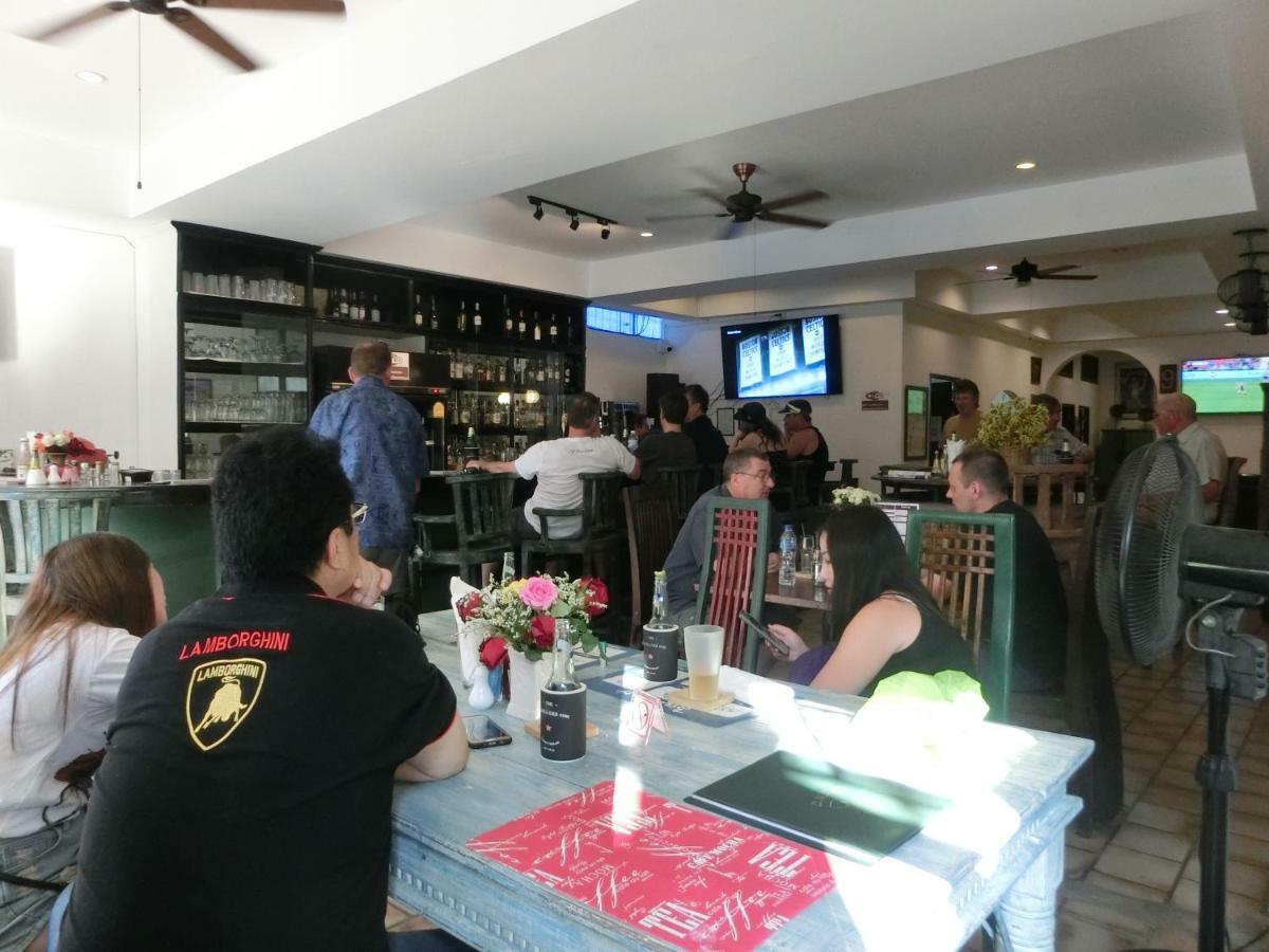 The Travellers Arms Hotel Chiang Mai Exterior foto